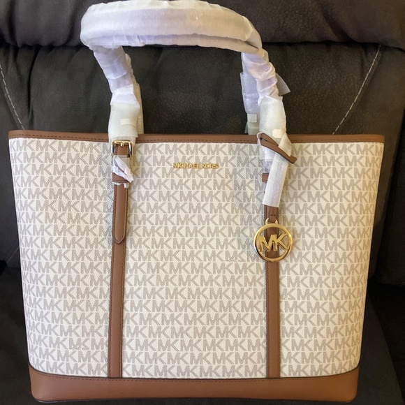 MK “Jet Collection” Lg Tote Bag - Picture 3 of 8